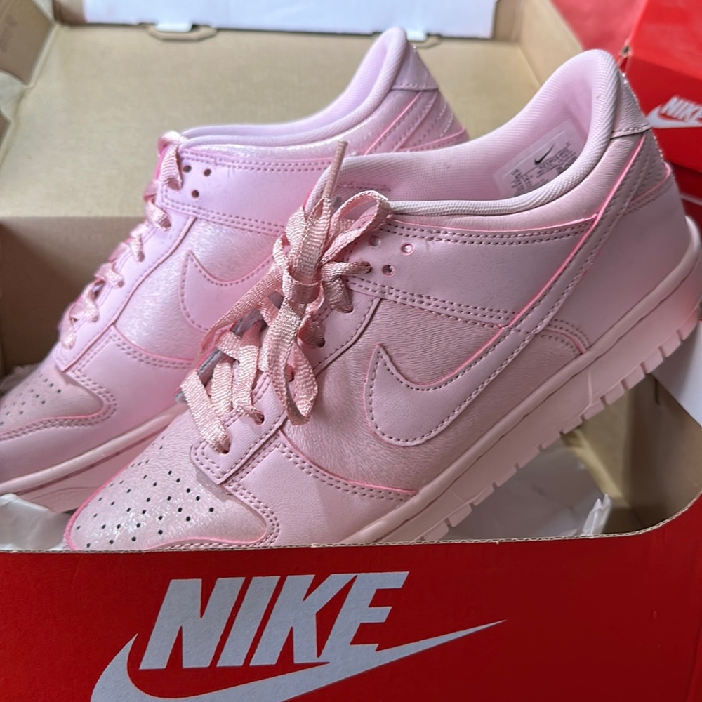 Nike Dunks PINK